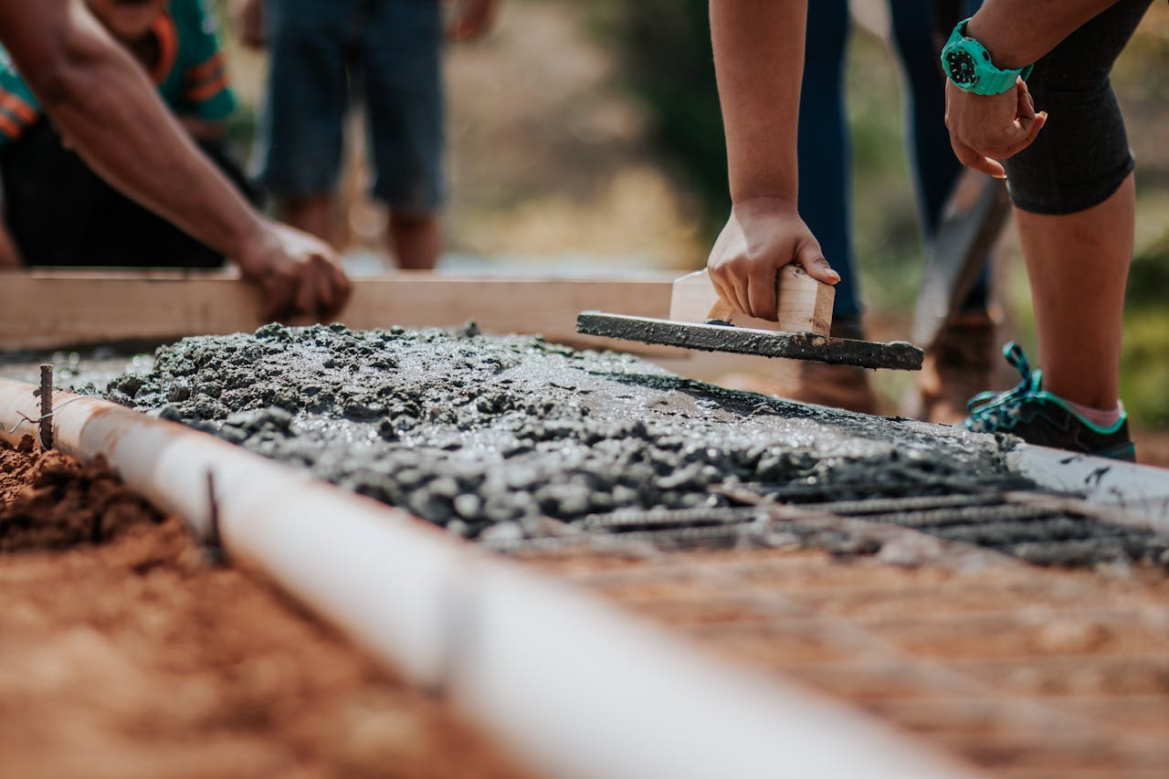 workers building a foundation